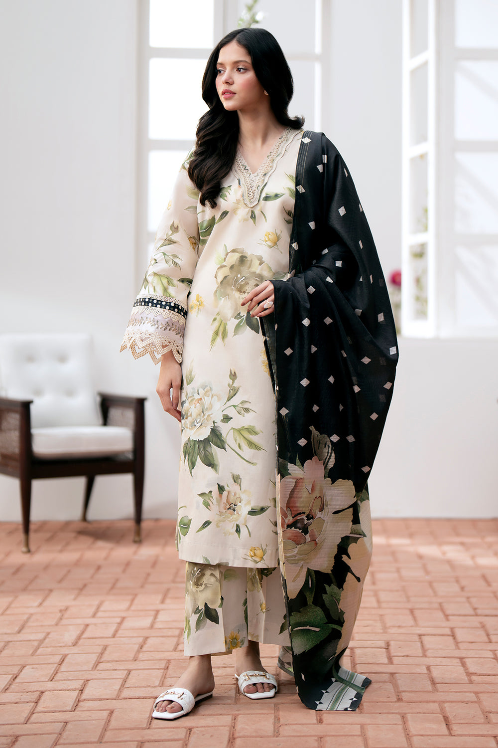 3 Piece - Unstitched Digital Printed Lawn Fabric