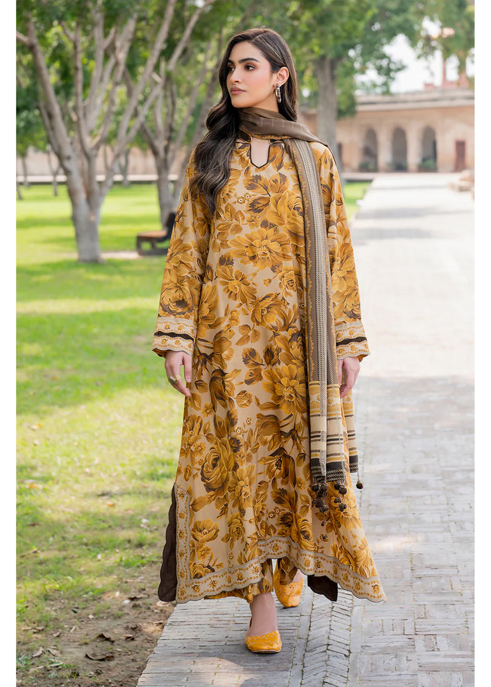 3 Piece - Unstitched Digital Printed Khaddar Fabric BK-185